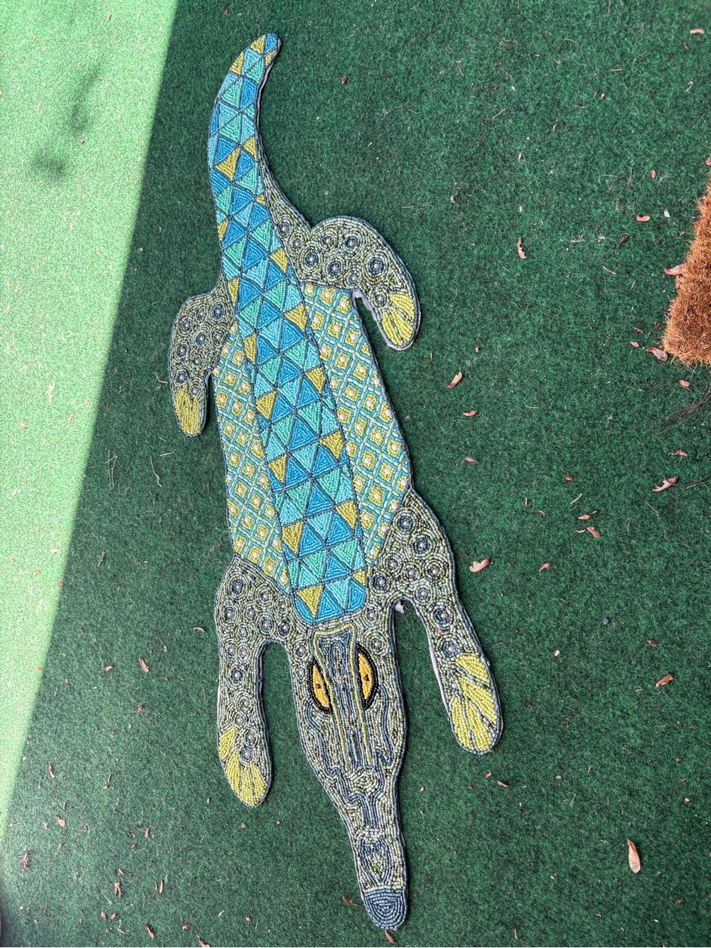 Crocodile alligator glass beaded table runner world market 35” long - Picture 4 of 5